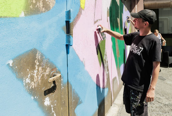 Graffiti-Aktion am Theater