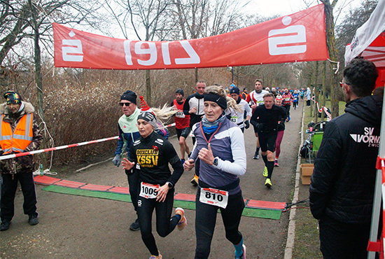 Zwickauer Adventslauf Zielankunft