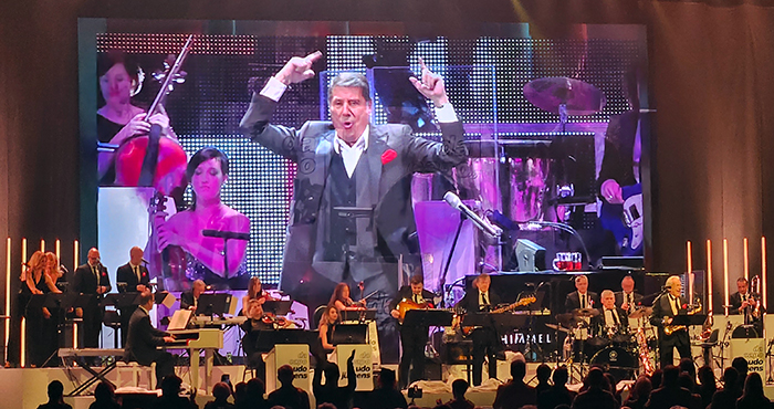 Da Capo Udo und das Pepe Lienhard Orchester auf der Bühne