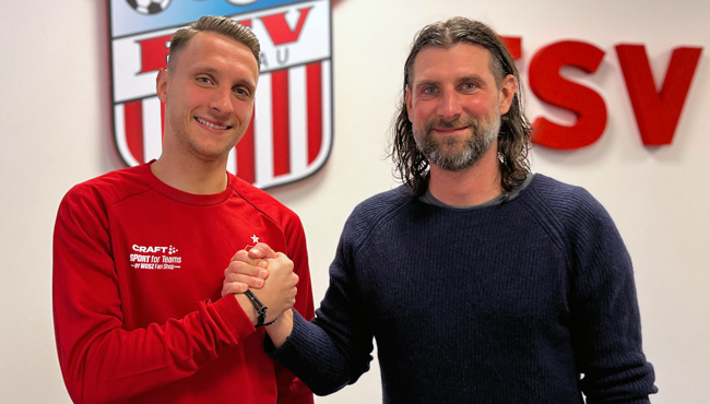 Lucas Hieman und Sportdirektor Robin Lenk